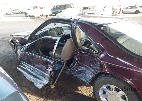 1993 Ford Thunderbird Lx из США, поврежденный, VIN 1FAPP6244PH154371